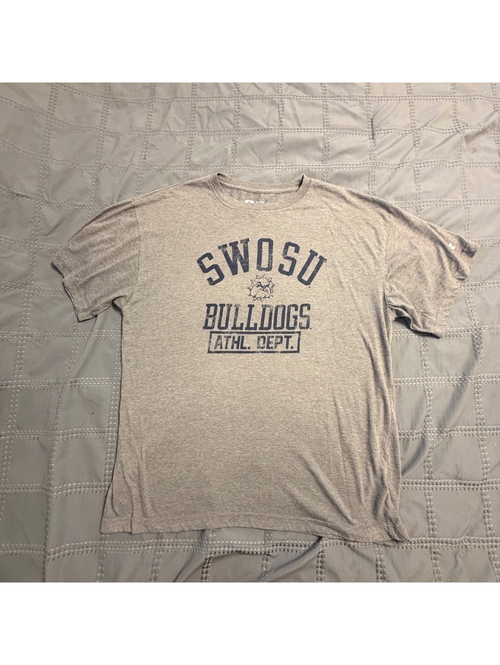 Russell Athletic SWOSU Bulldogs Athl. Dept. Gray T-Shirt XL / Collegiate